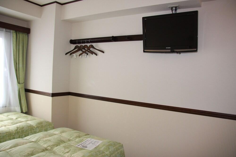Toyoko Inn Osaka Itami Airport Toyonaka Luaran gambar